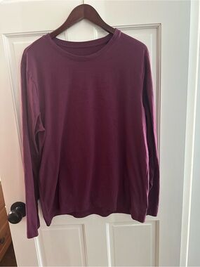 RHONE Men's Long Sleeve Crewneck in Plum